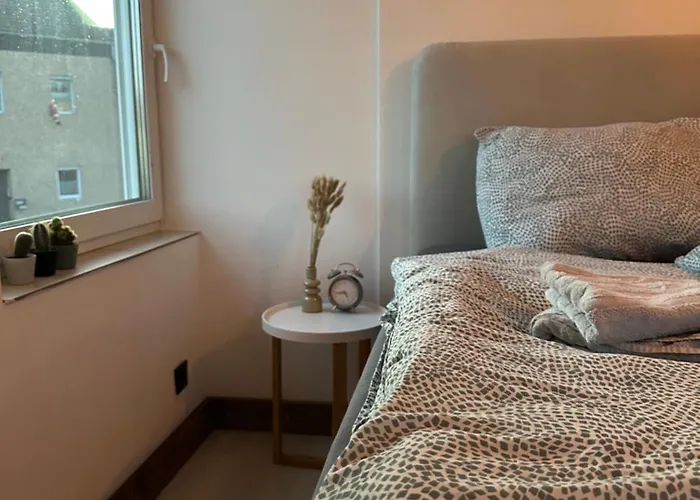 Flamingo 1 - Traumhaftes Wohnen Mit Terrasse - Zentral Und Stilvoll * Düren - Eifel